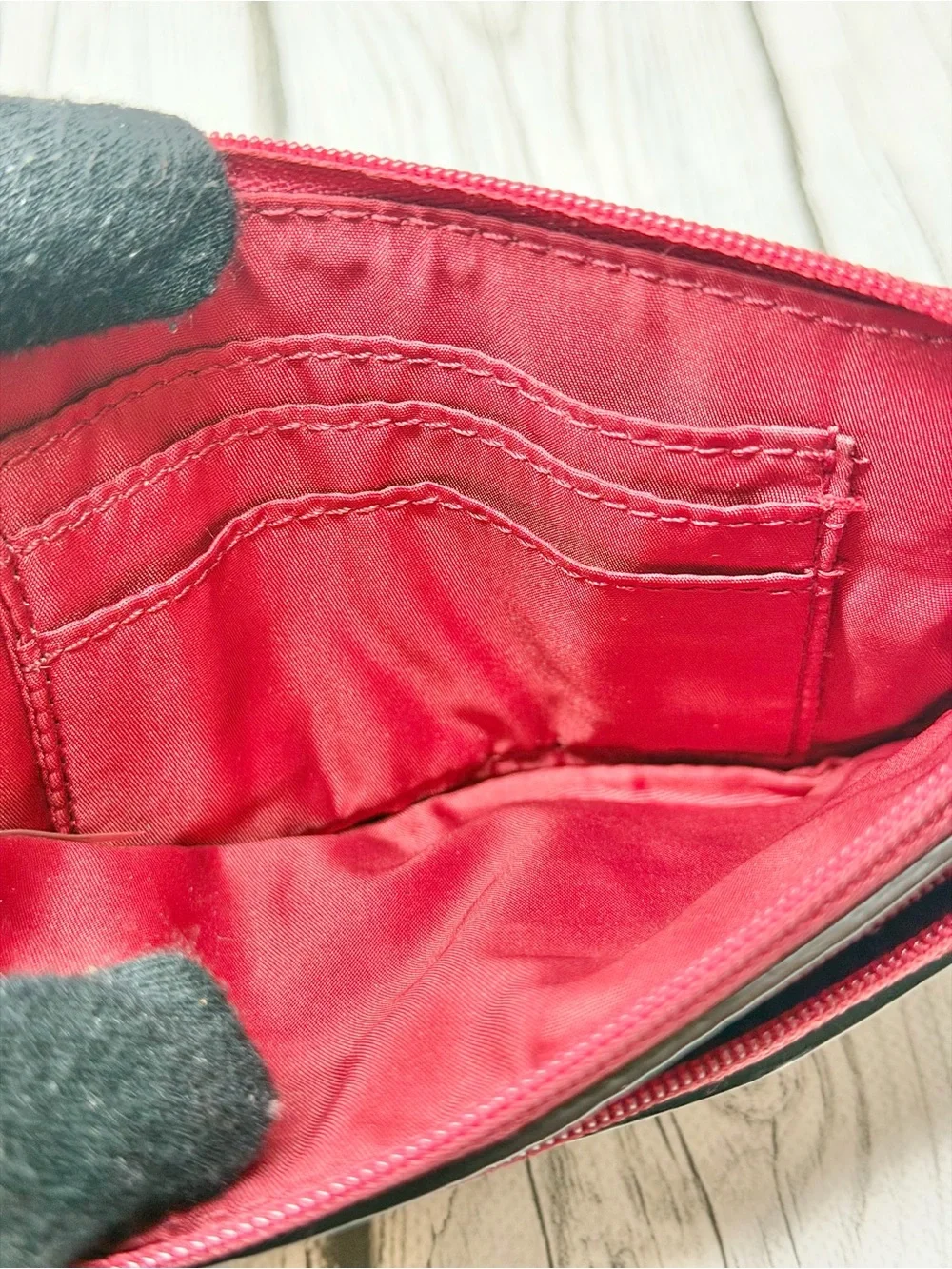 PRE LOVED Vintage Coach Red Leather Wristlet Wallet W/ Gold Hardware